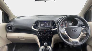 2018 HYUNDAI NEW SANTRO