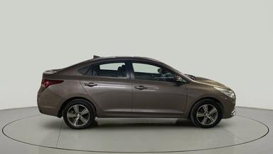 2017 HYUNDAI VERNA