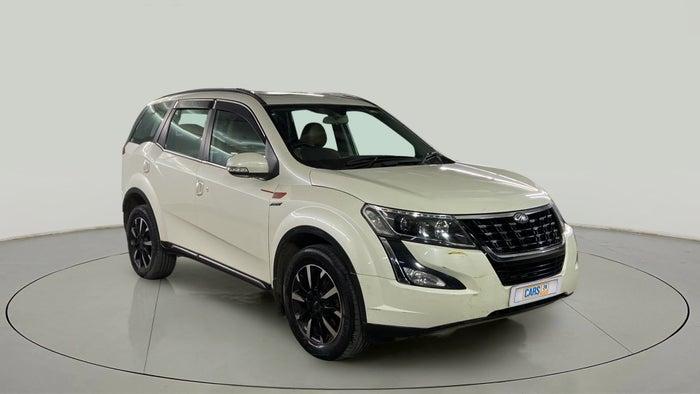 2020 Mahindra XUV500