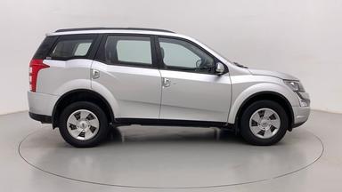 2017 Mahindra XUV500