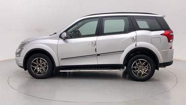 2018 Mahindra XUV500