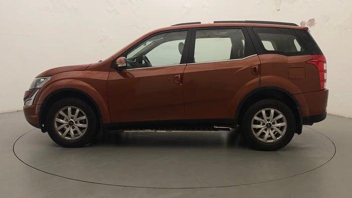 2017 MAHINDRA XUV500