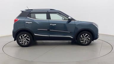 2022 Mahindra XUV300