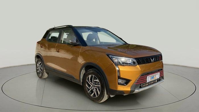 2023 MAHINDRA XUV300