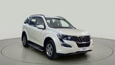 2020 Mahindra XUV500