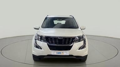 2020 Mahindra XUV500