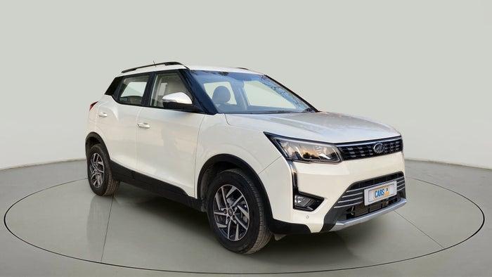 2023 MAHINDRA XUV300