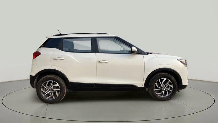 2023 MAHINDRA XUV300