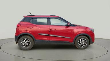 2022 Mahindra XUV300