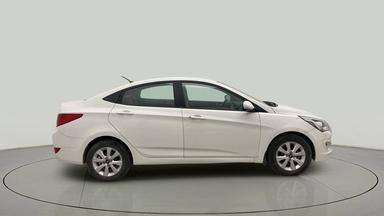 2015 Hyundai Verna