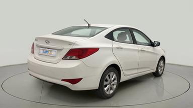 2015 Hyundai Verna