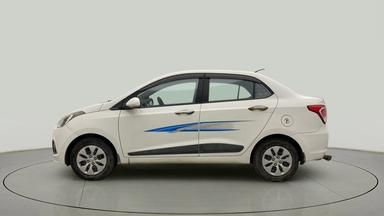 2016 HYUNDAI XCENT