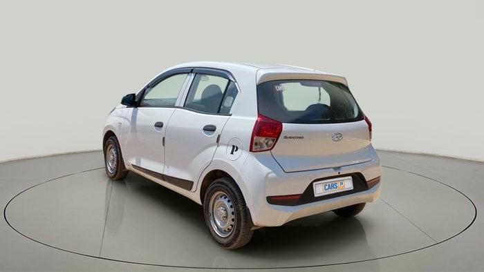 2022 HYUNDAI NEW SANTRO