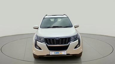 2020 Mahindra XUV500