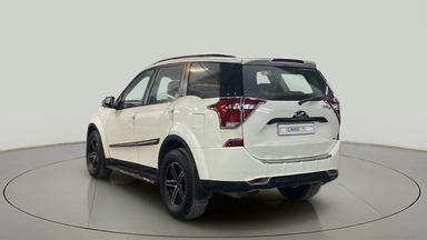 2019 Mahindra XUV500