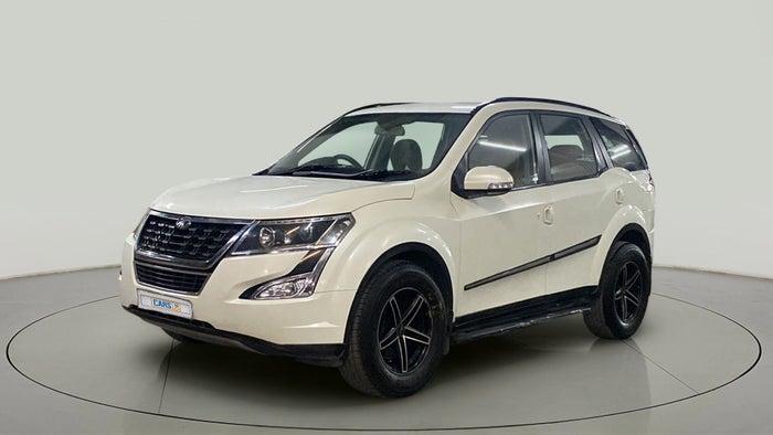 2019 Mahindra XUV500