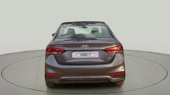 2018 Hyundai Verna