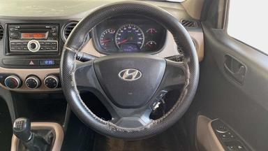 2013 HYUNDAI GRAND I10