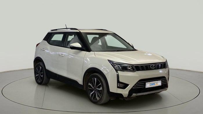 2020 Mahindra XUV300