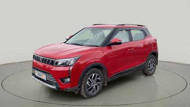 2023 Mahindra XUV300