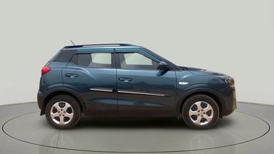 2024 Mahindra XUV300