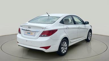 2015 Hyundai Verna