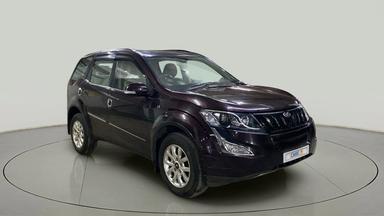 2017 Mahindra XUV500