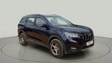 2023 Mahindra XUV700