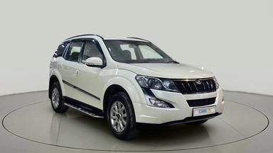 2016 Mahindra XUV500