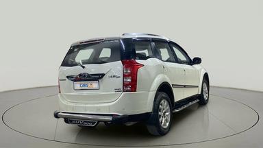 2016 Mahindra XUV500