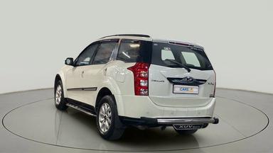 2016 Mahindra XUV500