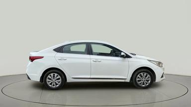 2018 Hyundai Verna