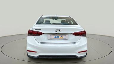 2018 Hyundai Verna