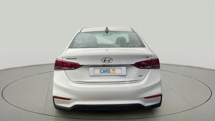 2018 Hyundai Verna