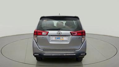 2022 Toyota Innova Crysta