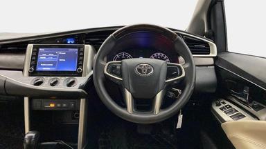 2022 Toyota Innova Crysta