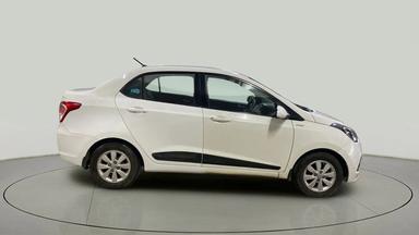 2016 Hyundai Xcent