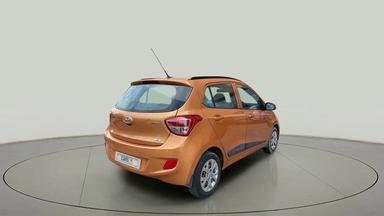 2016 HYUNDAI GRAND I10