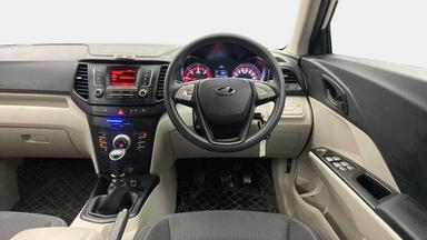 2022 Mahindra XUV300