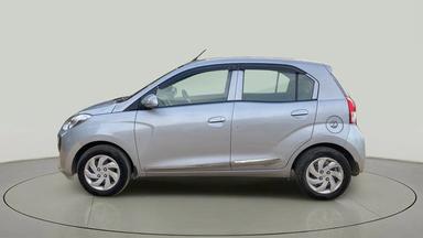 2019 HYUNDAI NEW SANTRO