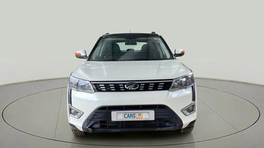 2021 MAHINDRA XUV300