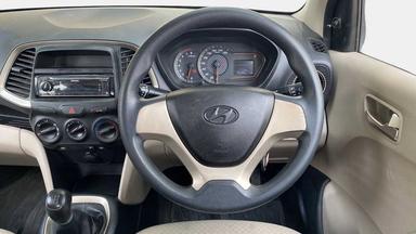 2019 HYUNDAI NEW SANTRO