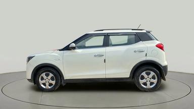 2022 Mahindra XUV300