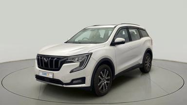 2022 Mahindra XUV700