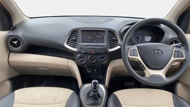 2019 Hyundai NEW SANTRO