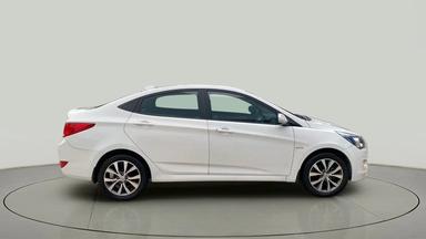 2017 HYUNDAI VERNA