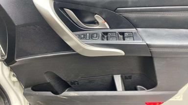 2019 Mahindra XUV500