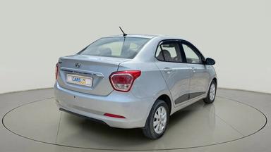 2015 Hyundai Xcent