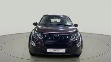 2018 Mahindra XUV500