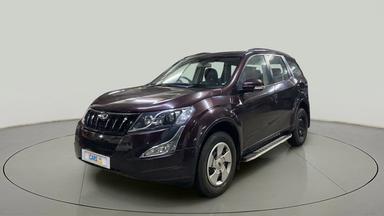 2018 Mahindra XUV500